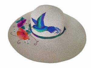 hat painted birds